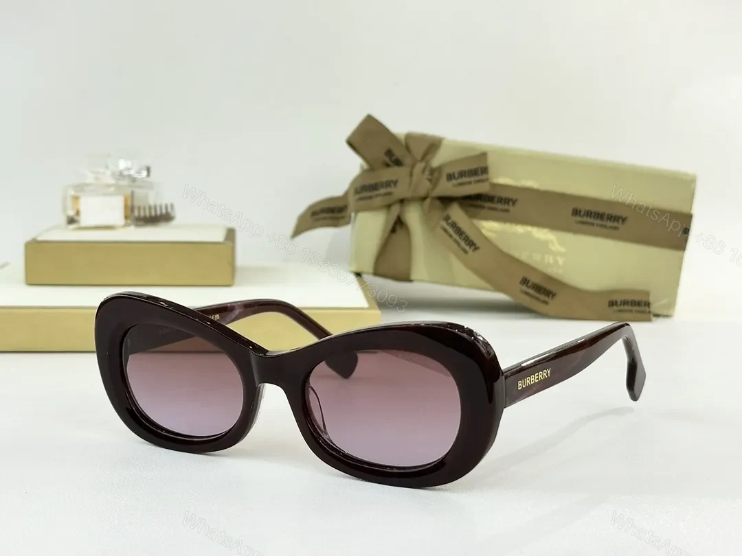 View 3 of Chic Black Circle-Frame Sunglasses: Polarized UV400 Shield