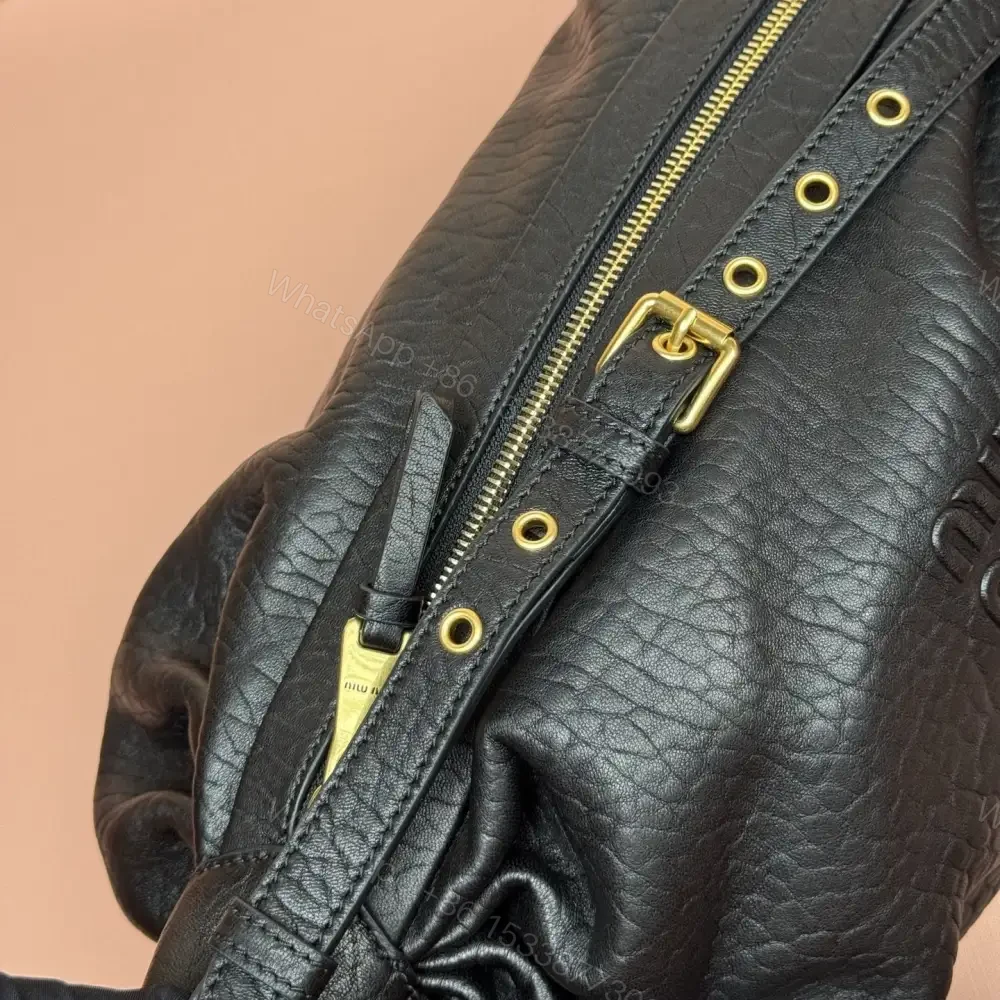 View 8 of 高仿miumiu*5BC191小羊皮單肩包黑色免檢版