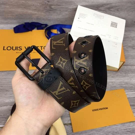 View 4 of LOUIS VUITTON VOYAGER 35MM BELT – B152