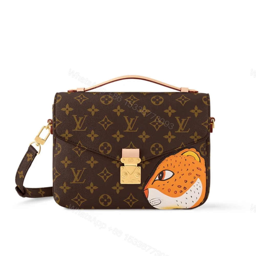 Louis Vuitton Pochette Métis Monogram Coated Canvas 25Cm M47203 — view 1