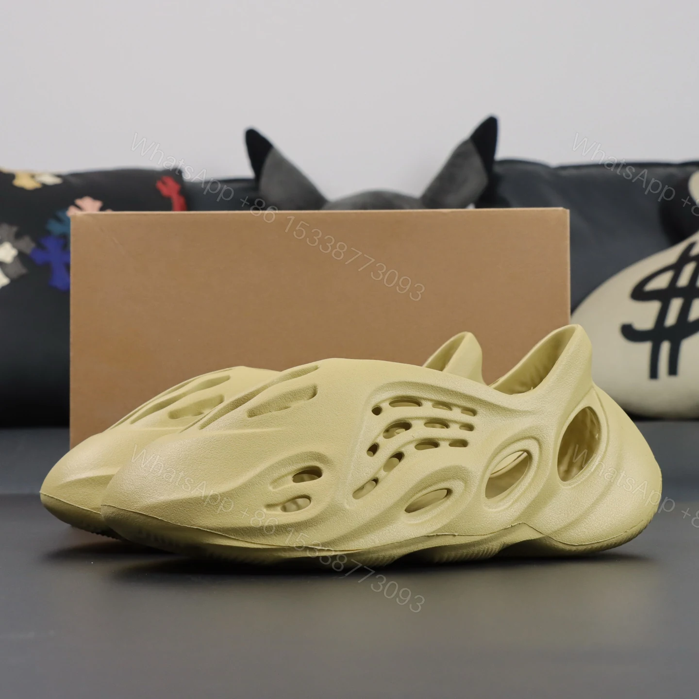 UA Yeezy Foam Runner Desert Sand EVA Replicas — view 1