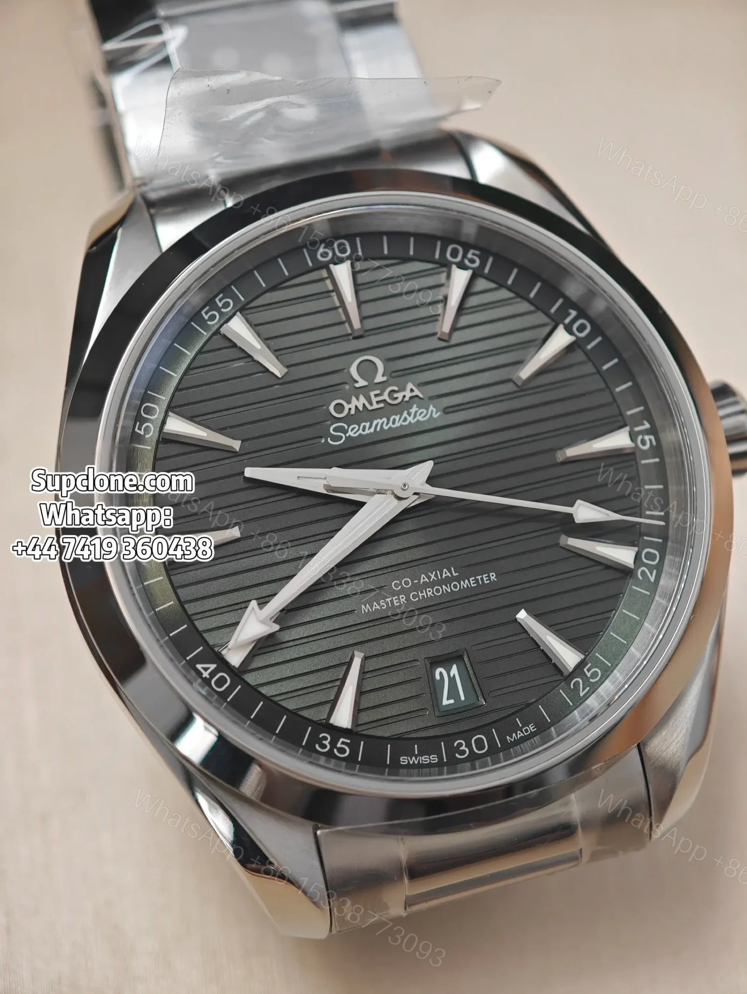 View 5 of Omega Super Clone Seamaster Aqua Terra 150M 41MM 220.10.41.21.10.001