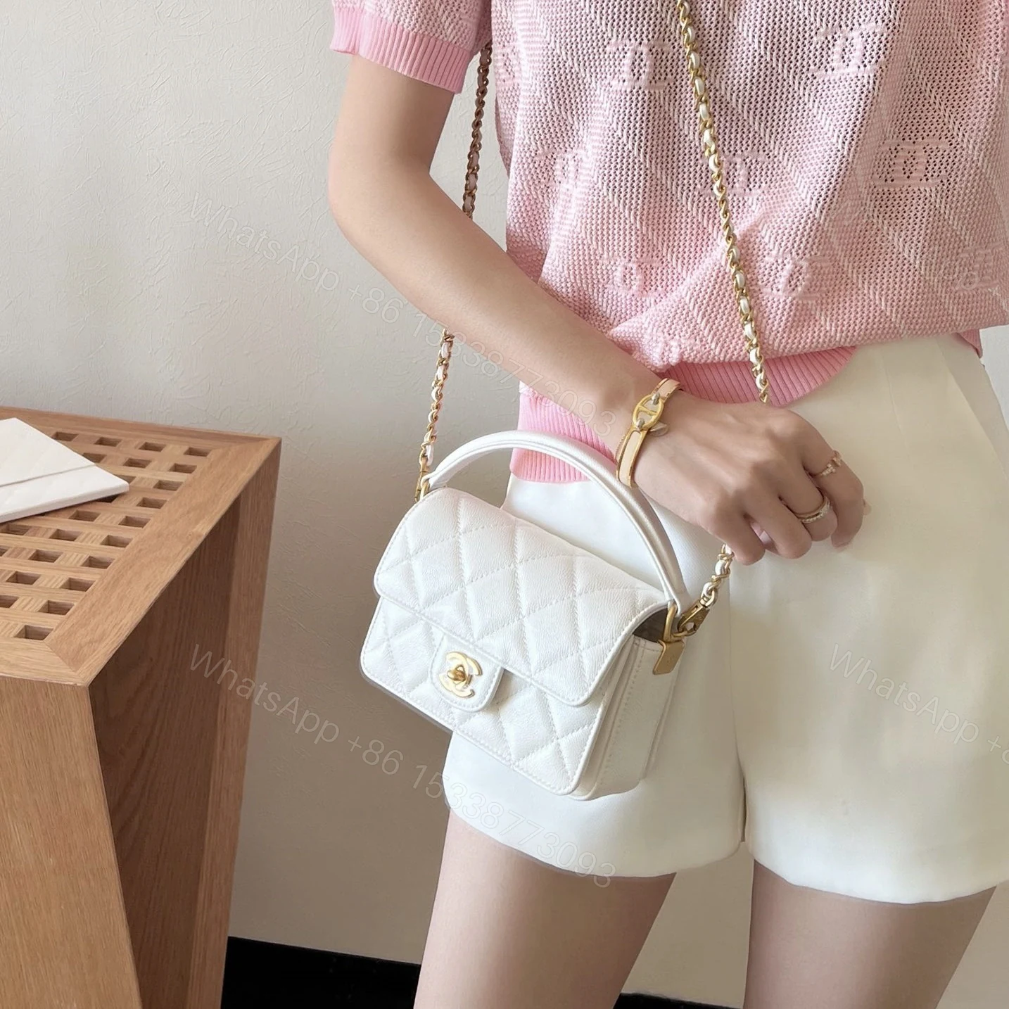 View 15 of 高仿Chanel*24K系列AS03002手柄口蓋包Mini牛皮免檢版