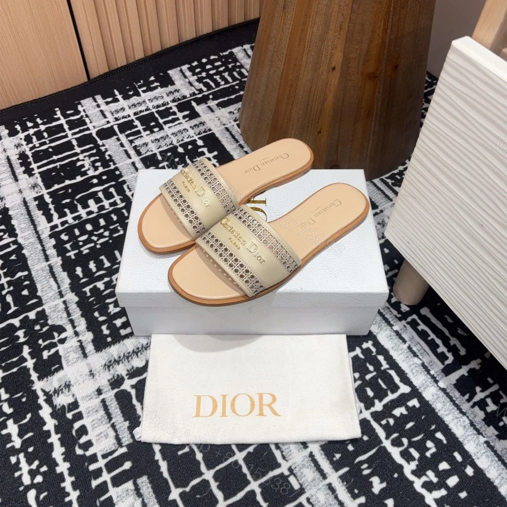 View 2 of 高仿Dior*D-Lane系列KCO156圓頭套腳一字拖鞋米色免檢版