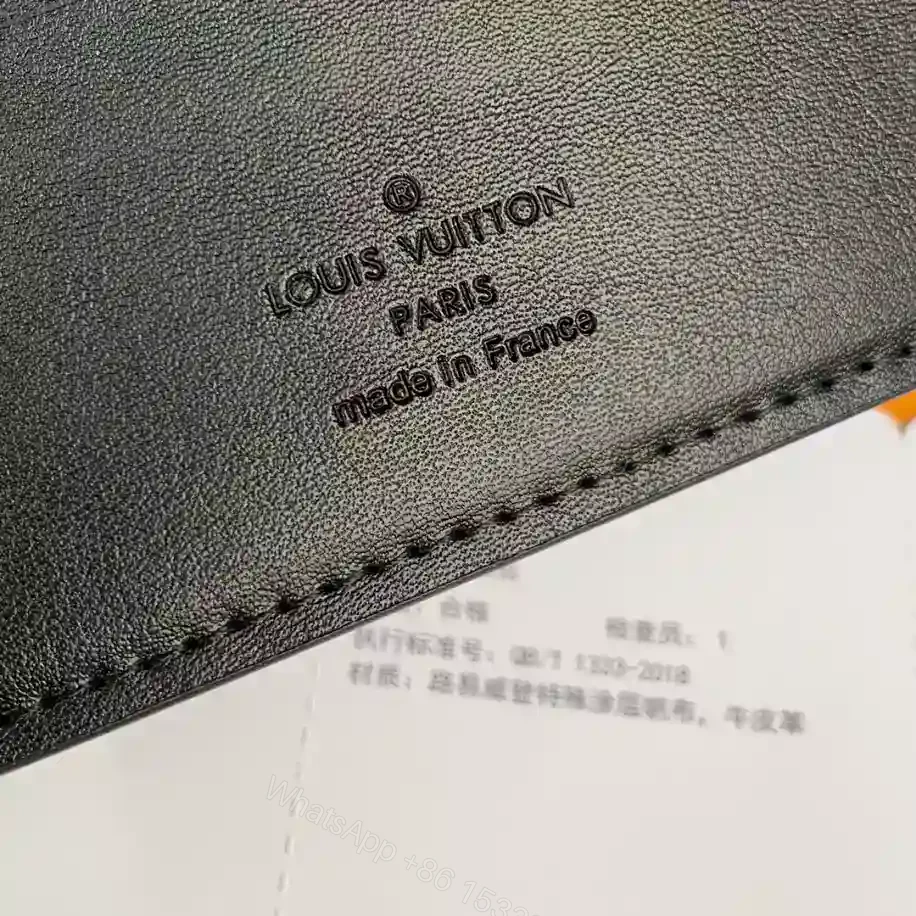 View 9 of LV MULTIPLE WALLET- RRG085