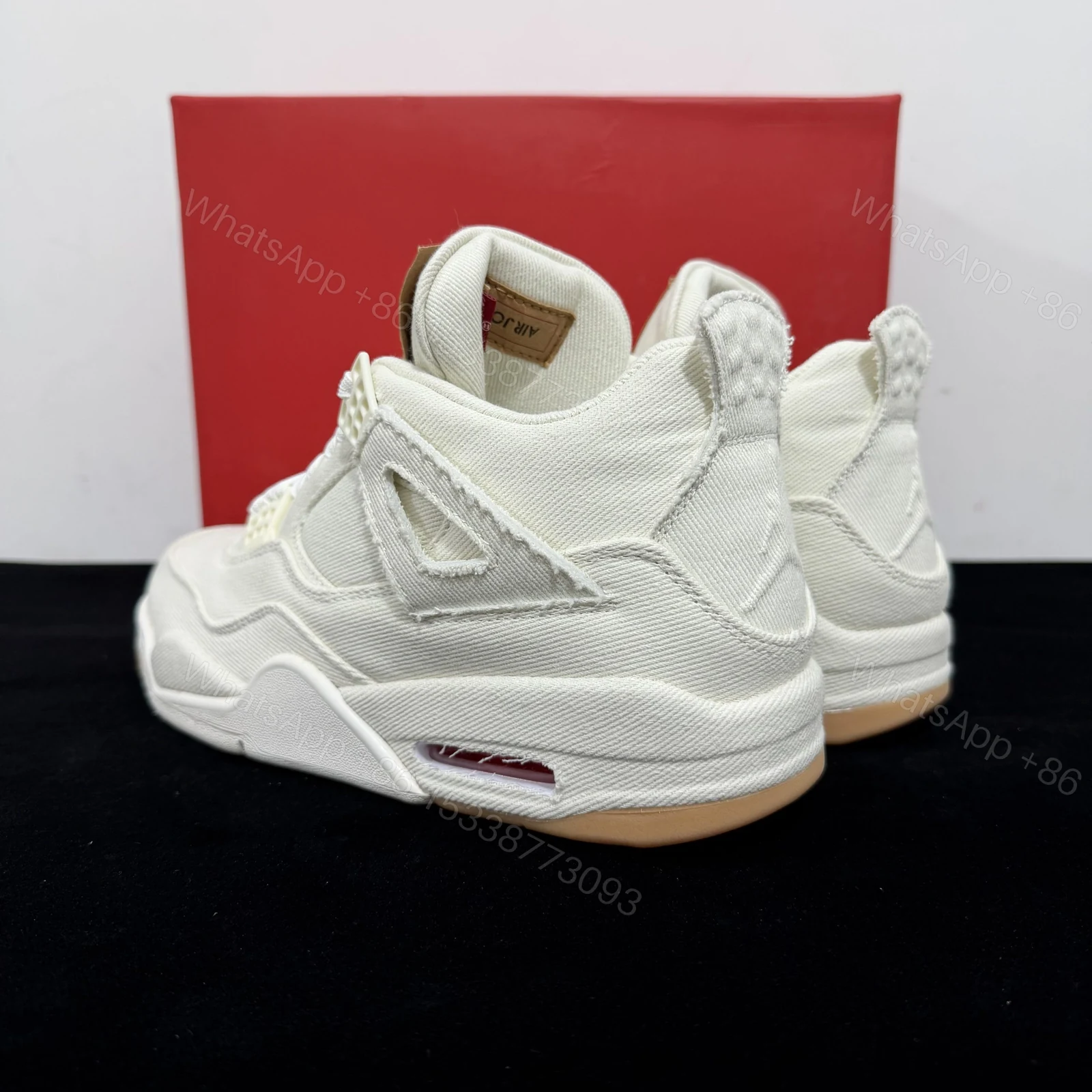 View 5 of Jordan 4 Levis White (Levi’s Tag) Reps