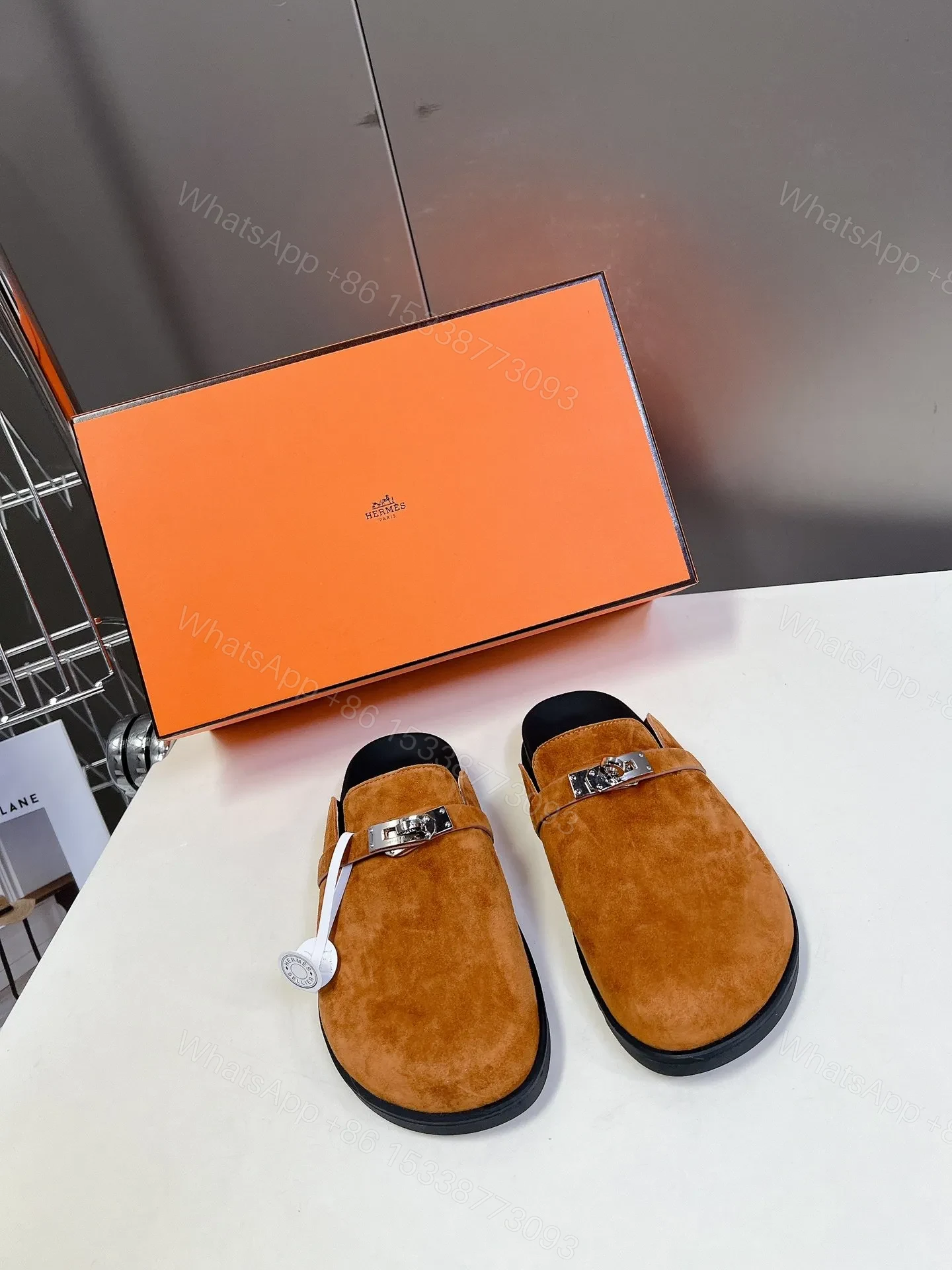 Hermes Women Designer Shoes 015 — view 1