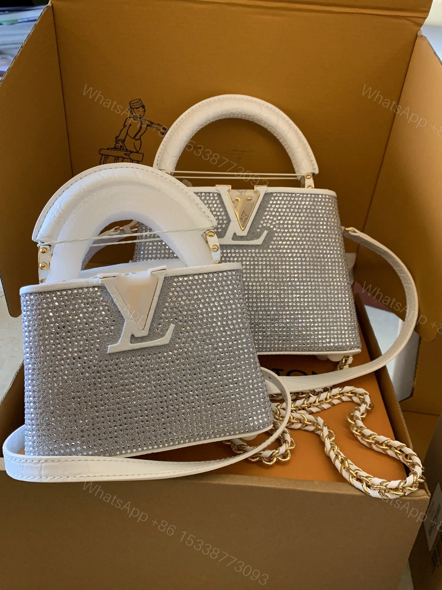 LV精品仿製女士手提包水鑽裝飾白色鏈條優雅奢華款 — view 1