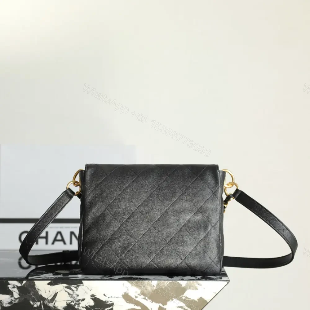 View 2 of 高仿Chanel*25P系列AS5385黑金郵差包小號免檢版