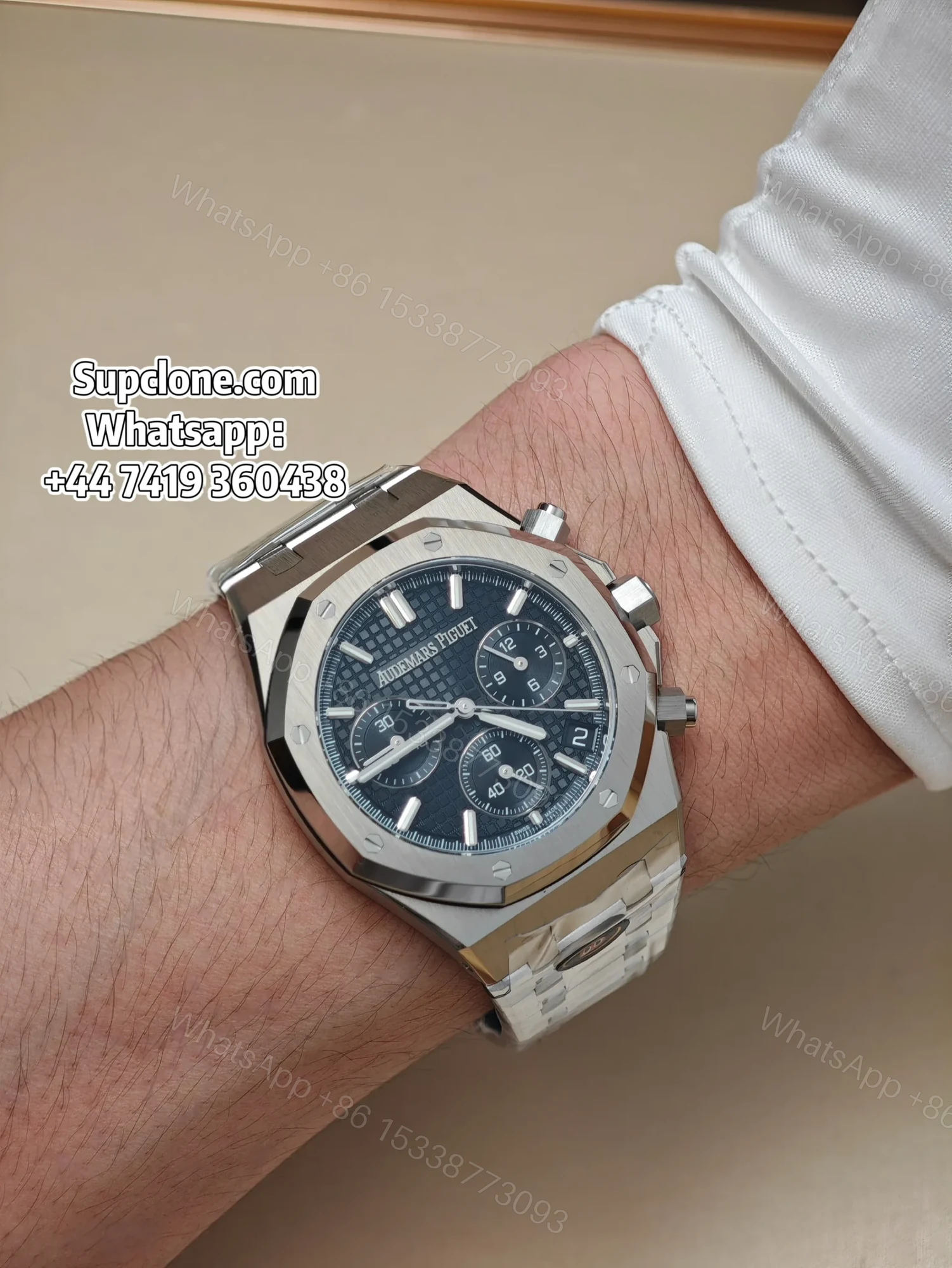 View 31 of Audemars Piguet Super Clone Royal Oak Black Dial 26240 Chronograph 41mm