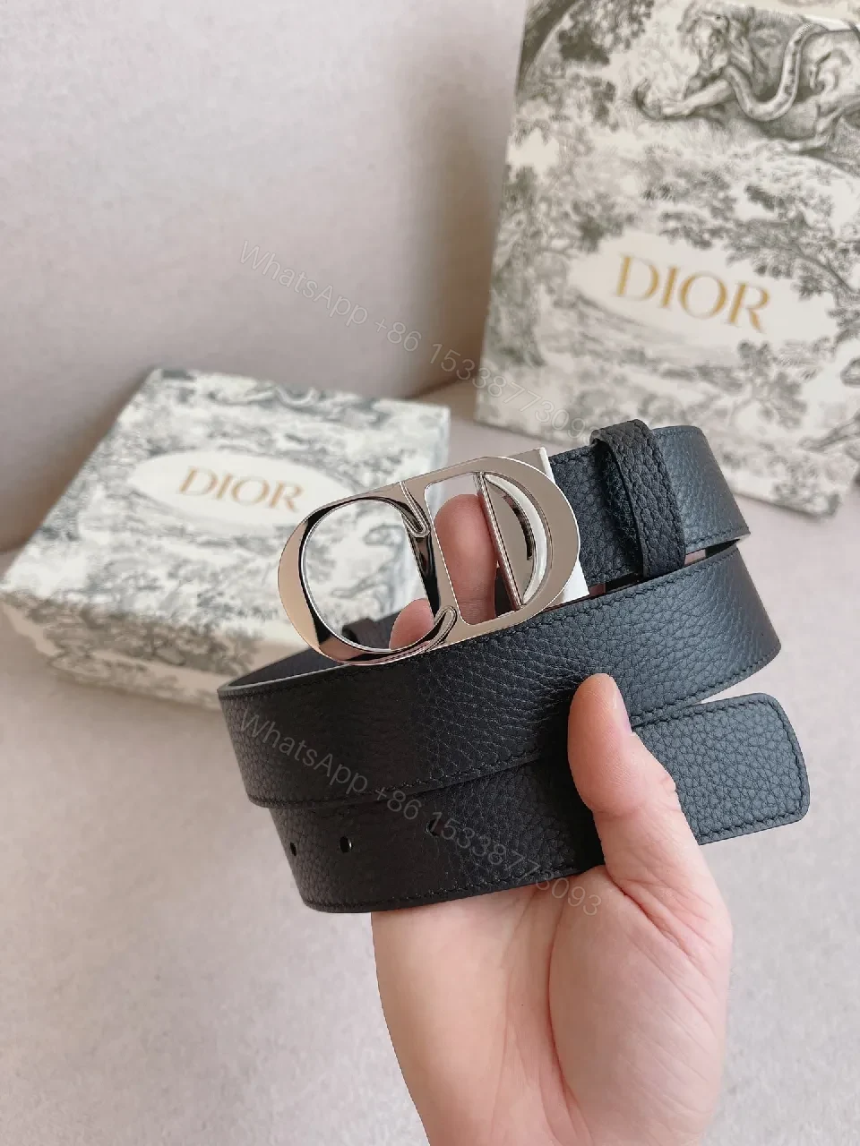 Black Leather Double-D Ring Belt - Premium Texture — view 1