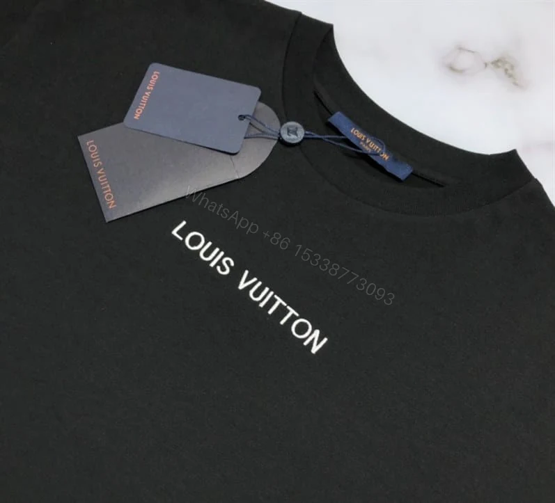 View 6 of LOUIS VUITTON T-SHIRT – LV34