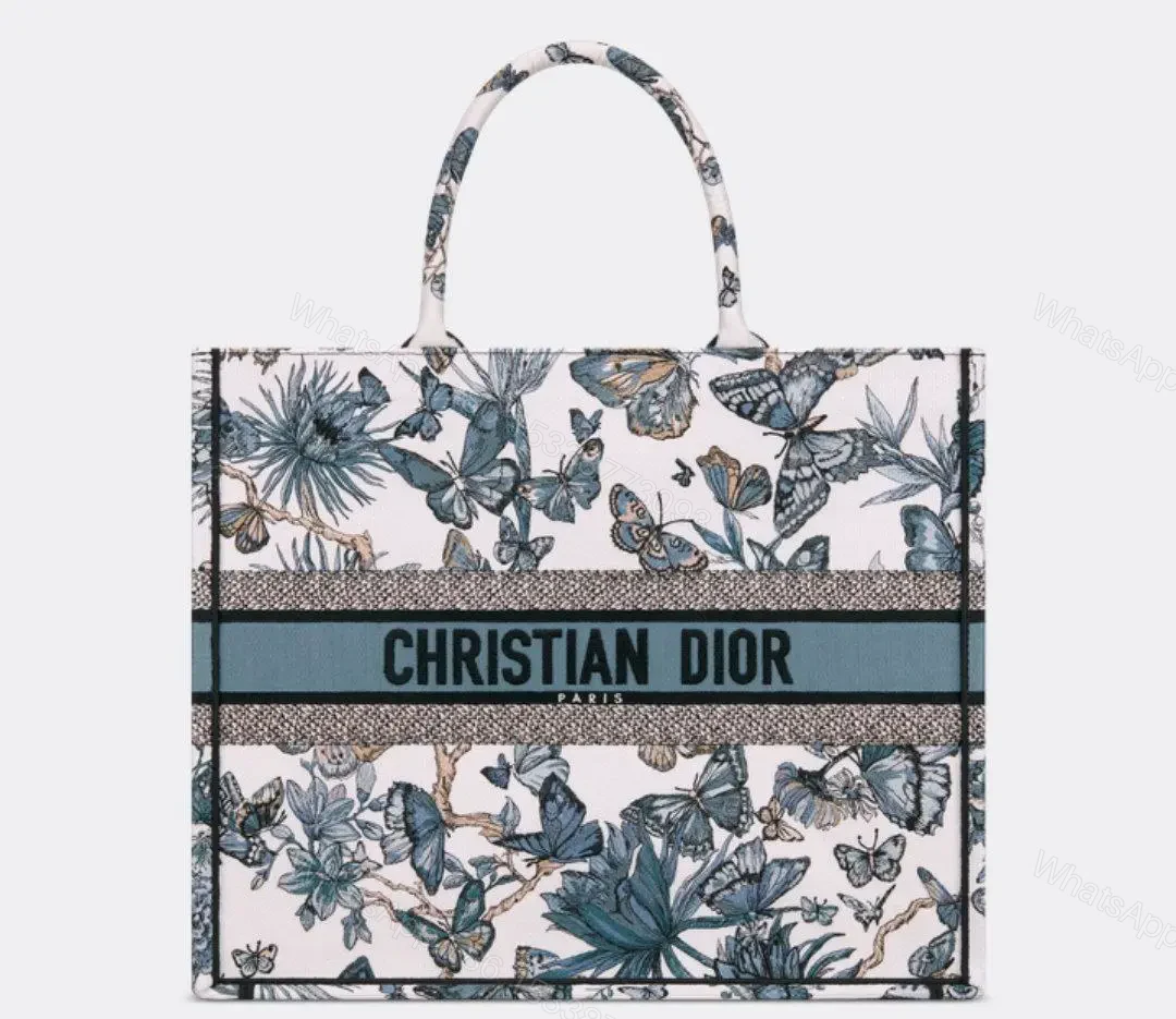 Design LARGE BOOK TOTE White and Pastel Midnight Blue Toile de Jouy Mexico Embroidery (42 x 35 x 18.5 cm) – Dubai Fashion LUX — view 1