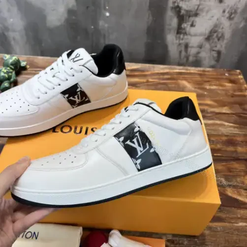 View 3 of LOUIS VUITTON RIVOLI LOW-TOP SNEAKERS IN WHITE AND BLACK – LSVT369