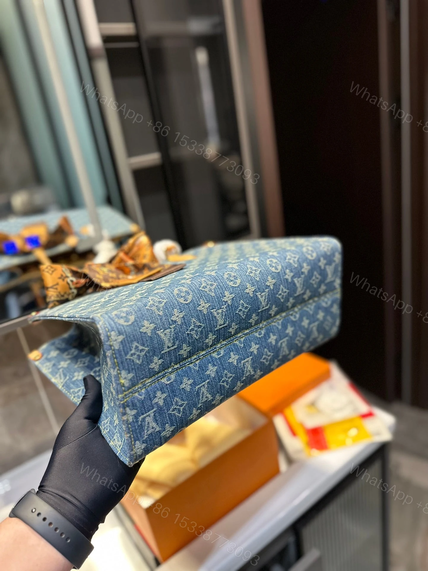 View 8 of New LV Remix OnTheGo MM