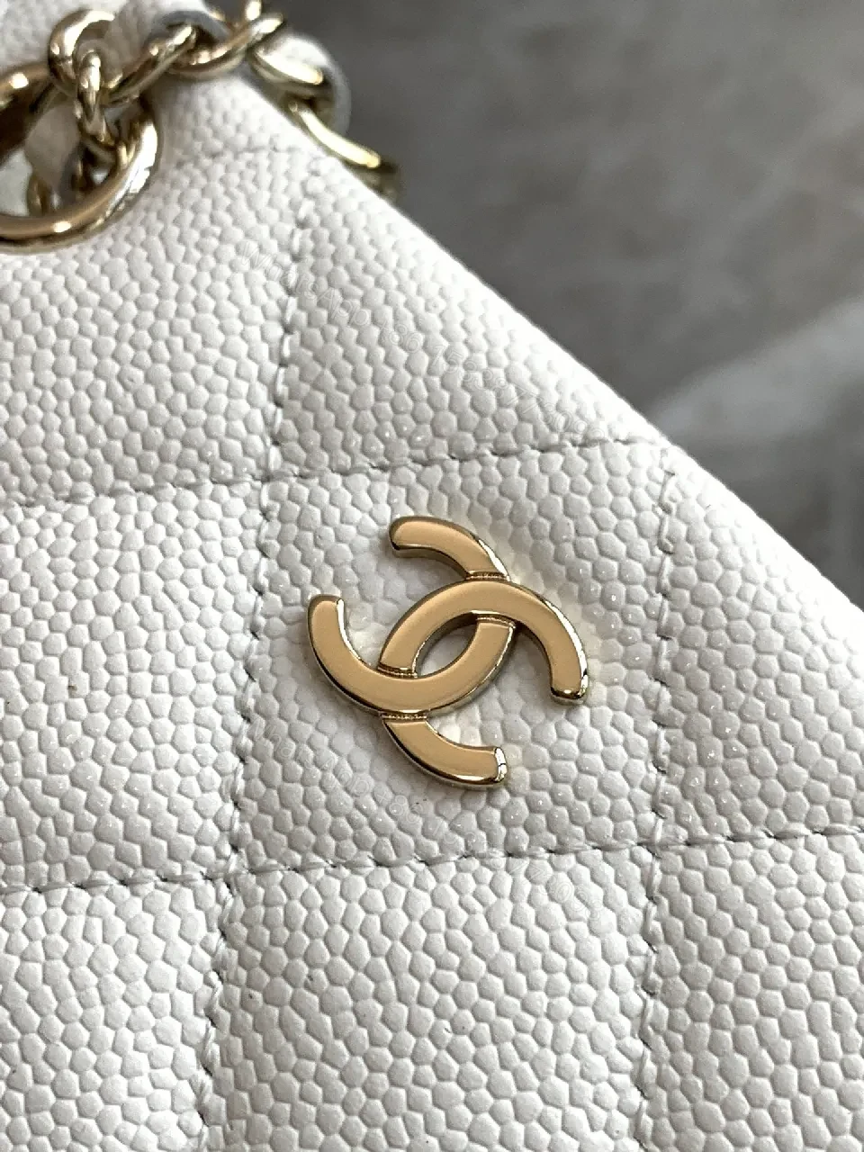 View 5 of Quilted Chain Bag: Luxe Everyday Chic, Compact