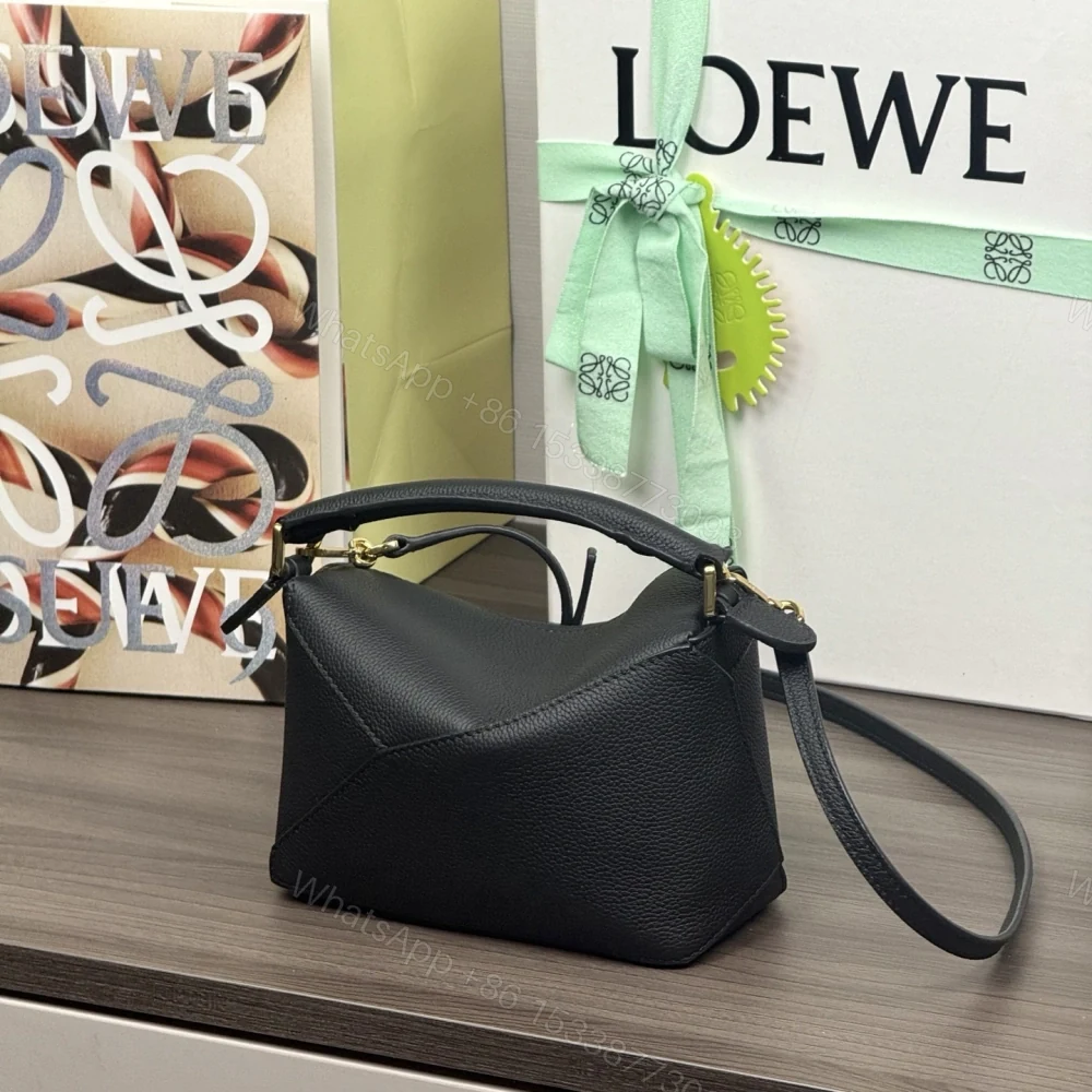 View 4 of 高仿Loewe*Puzzle系列1100單肩包小牛皮黑色Mini免檢版