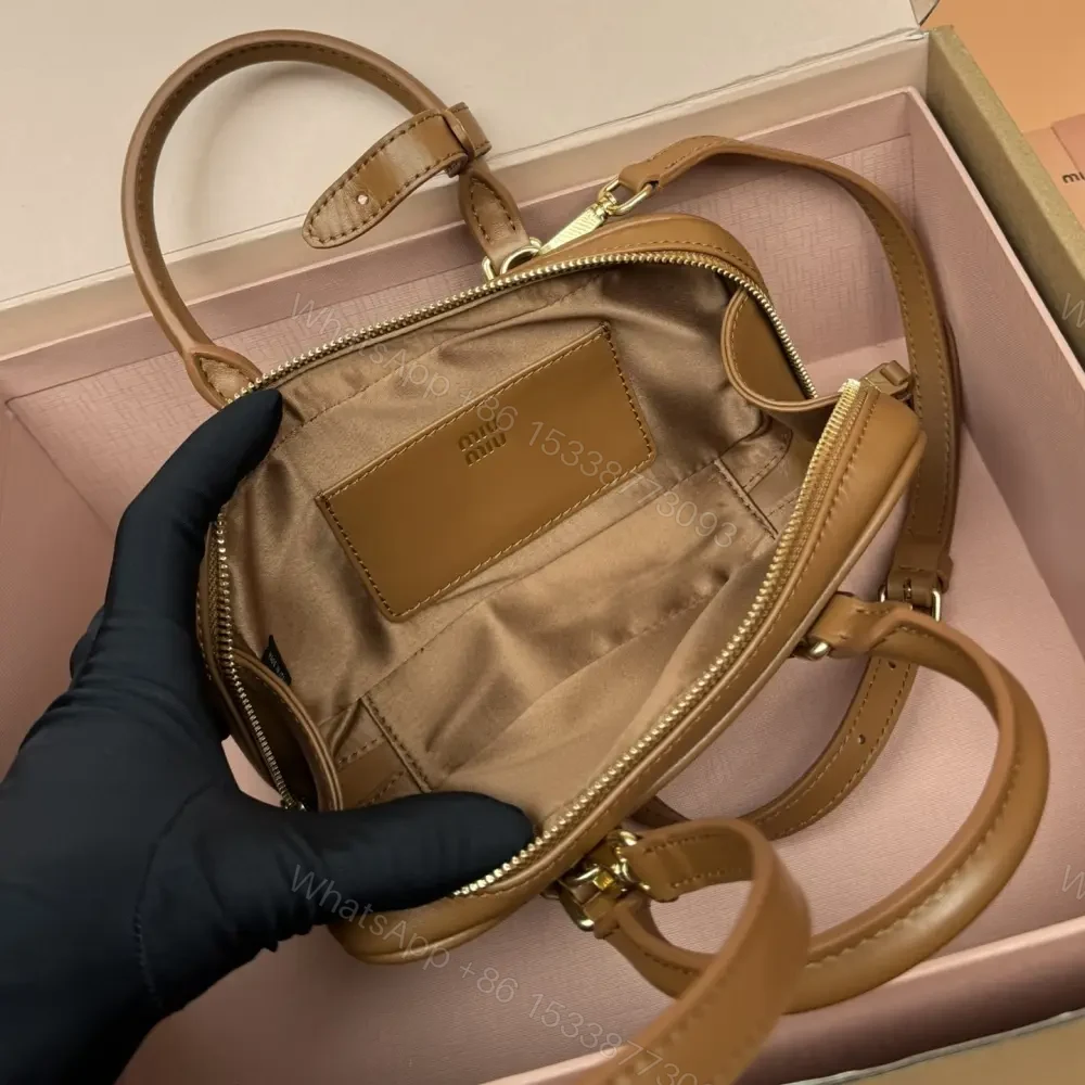 View 8 of 高仿miumiu*Arcadie系列5BP088小牛皮手袋干邑色Mini免檢版