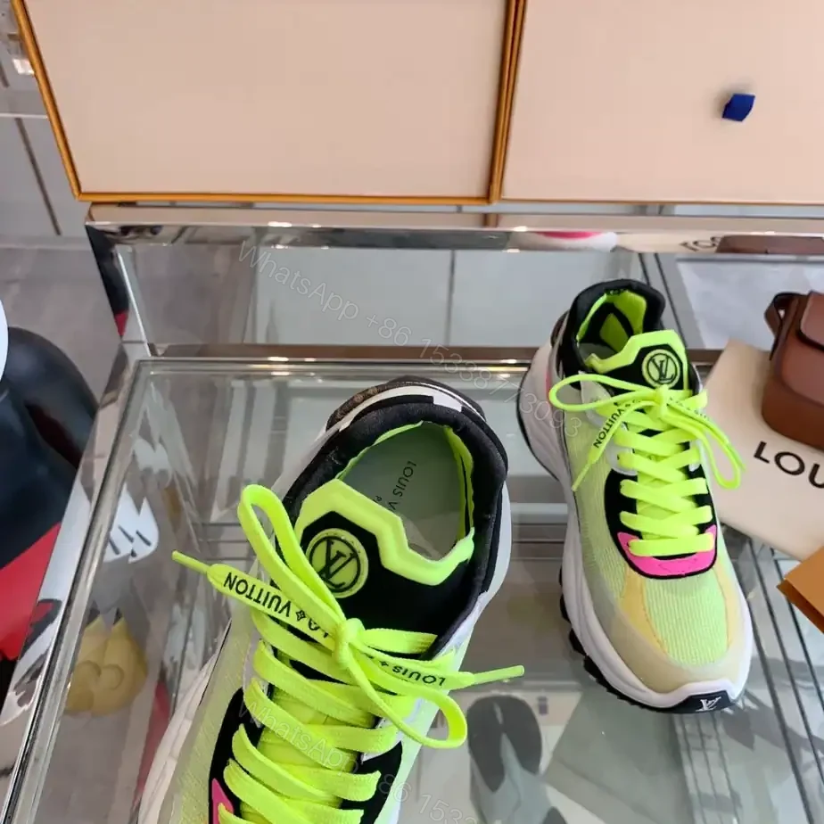 View 6 of LV WOMEN’S RUN 55 SNEAKER – LSVM062
