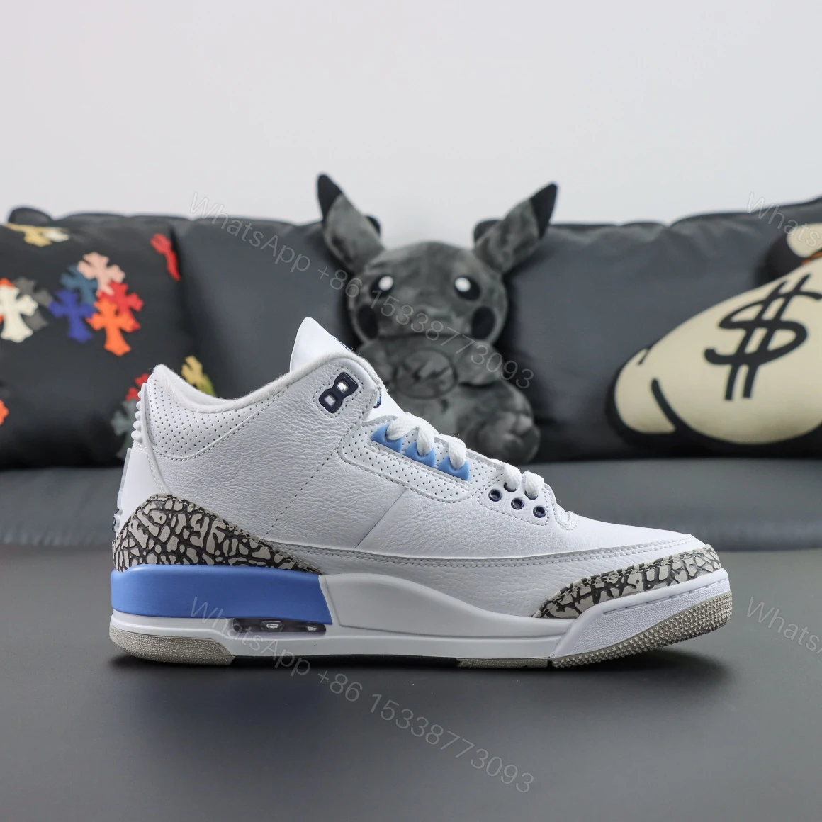View 2 of AIR JORDAN 3 RETRO UNC(2020) Reps