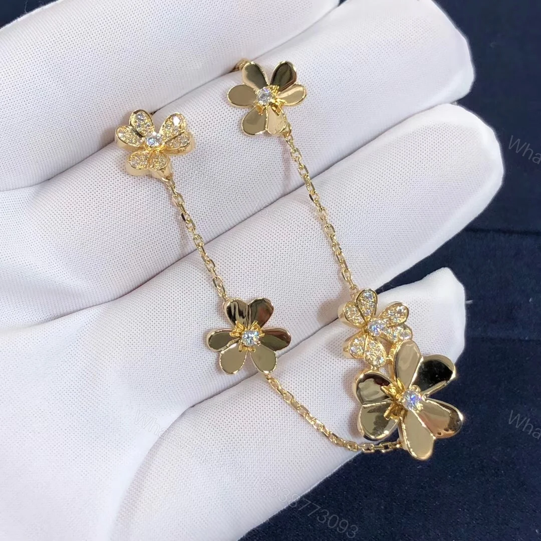 Van Cleef & Arpels Frivole bracelet — view 1