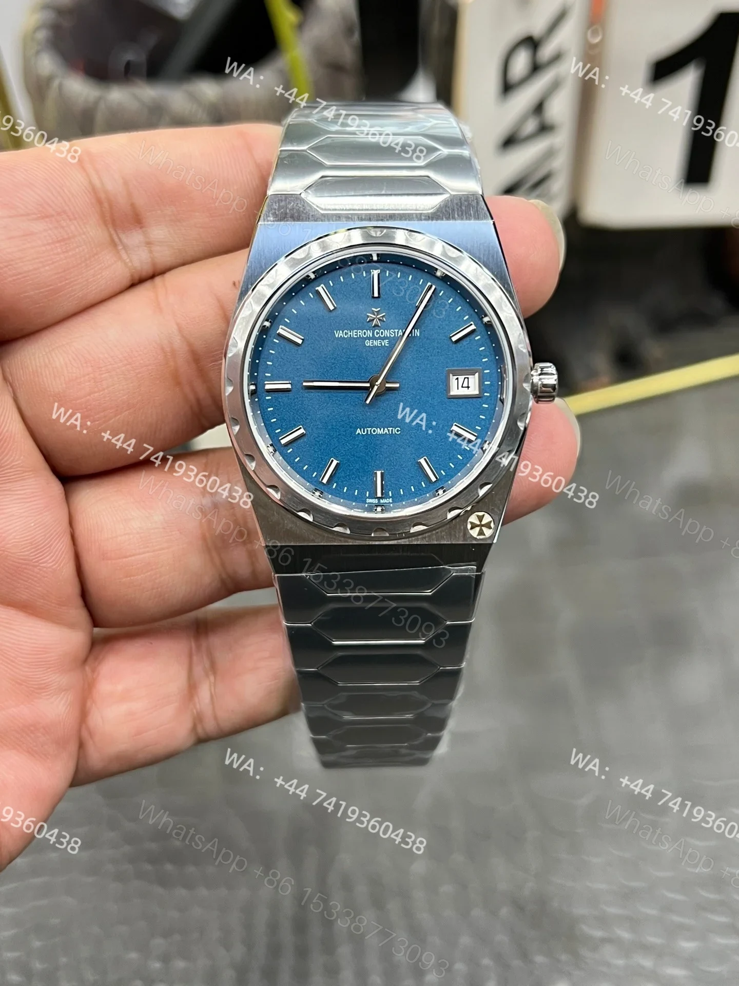 Super Clone Vacheron Constantin1:1 Historiques 222 4200H/222A-B934 37mm Steel Blue Dial 1:1 Replica — view 1
