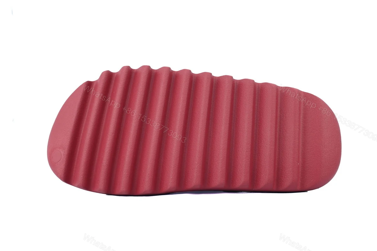 View 3 of Dope sneakers Adidas Yeezy Carmine Red ID5988