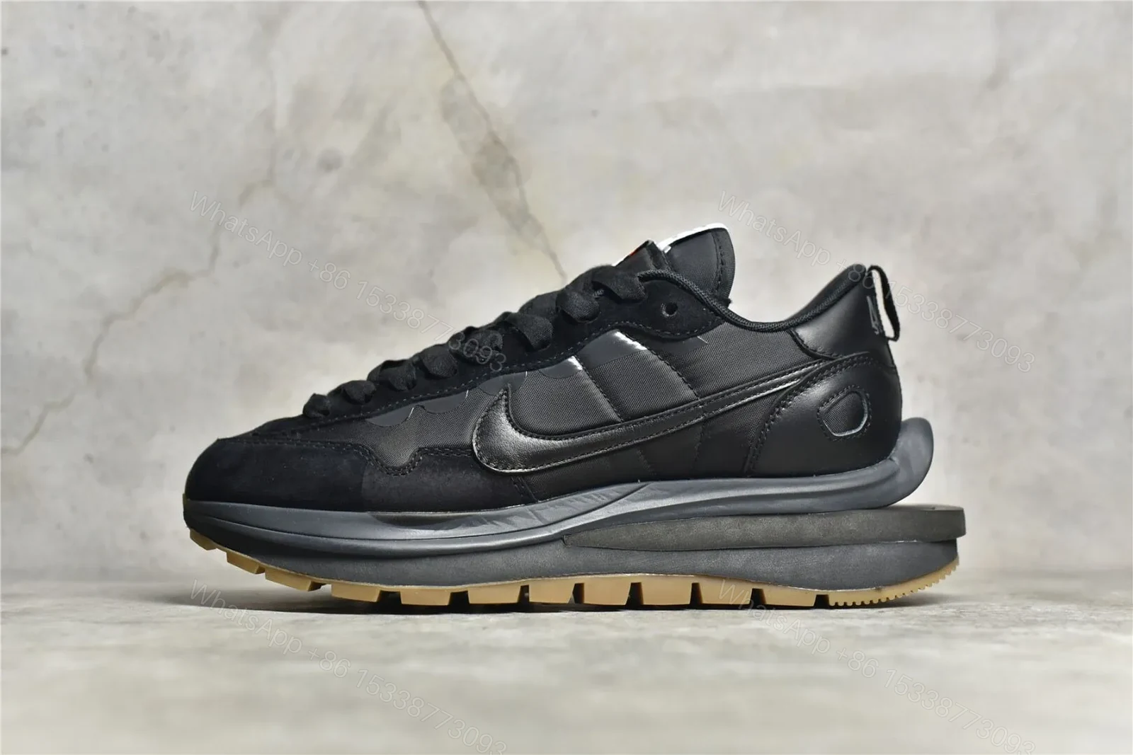 Sacai × Nike VaporWaffle “Black and gum” Reps — view 1