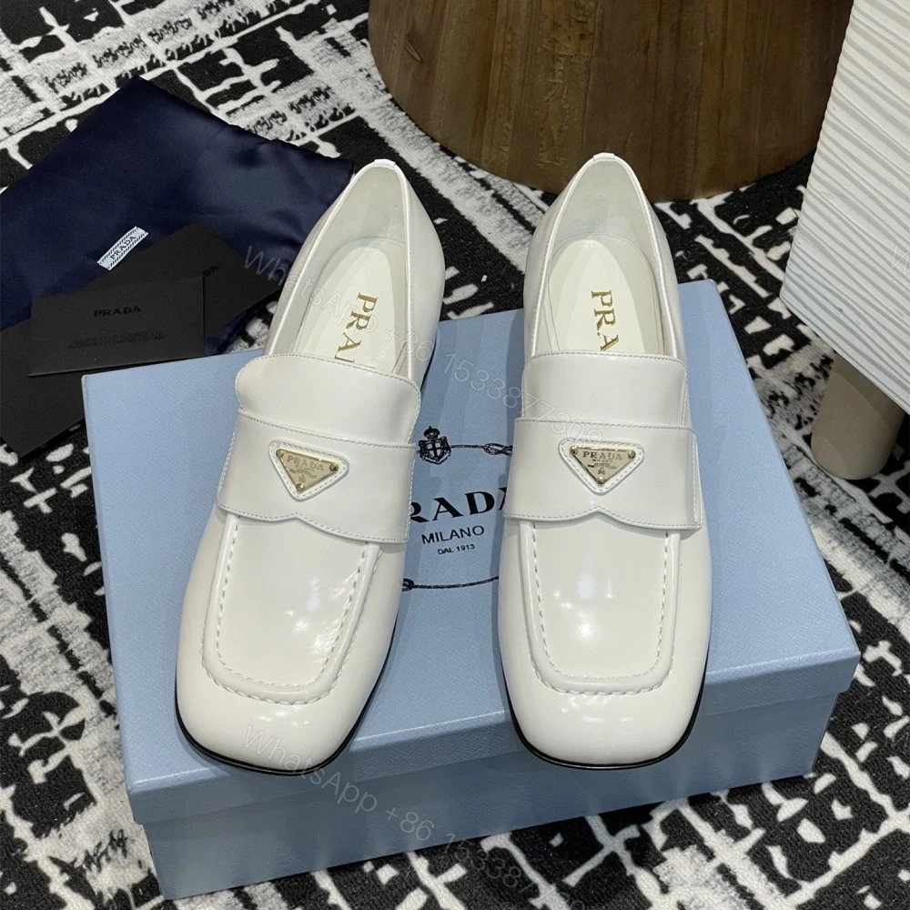 View 2 of 高仿Prada*1D831N方頭套腳樂福鞋3.5CM漆皮白色免檢版