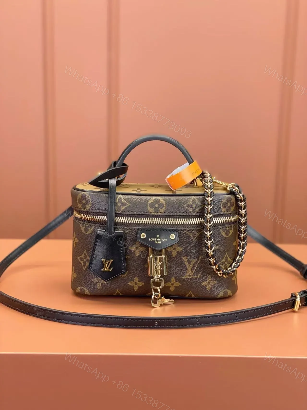 LV Vanity Chain Pouch — view 1