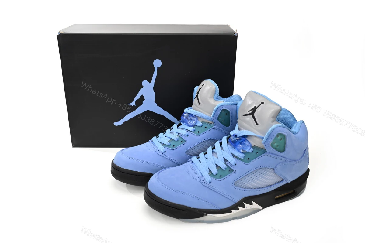 Air Jordan 5 Retro UNC University Blue DV1310-401 — view 2