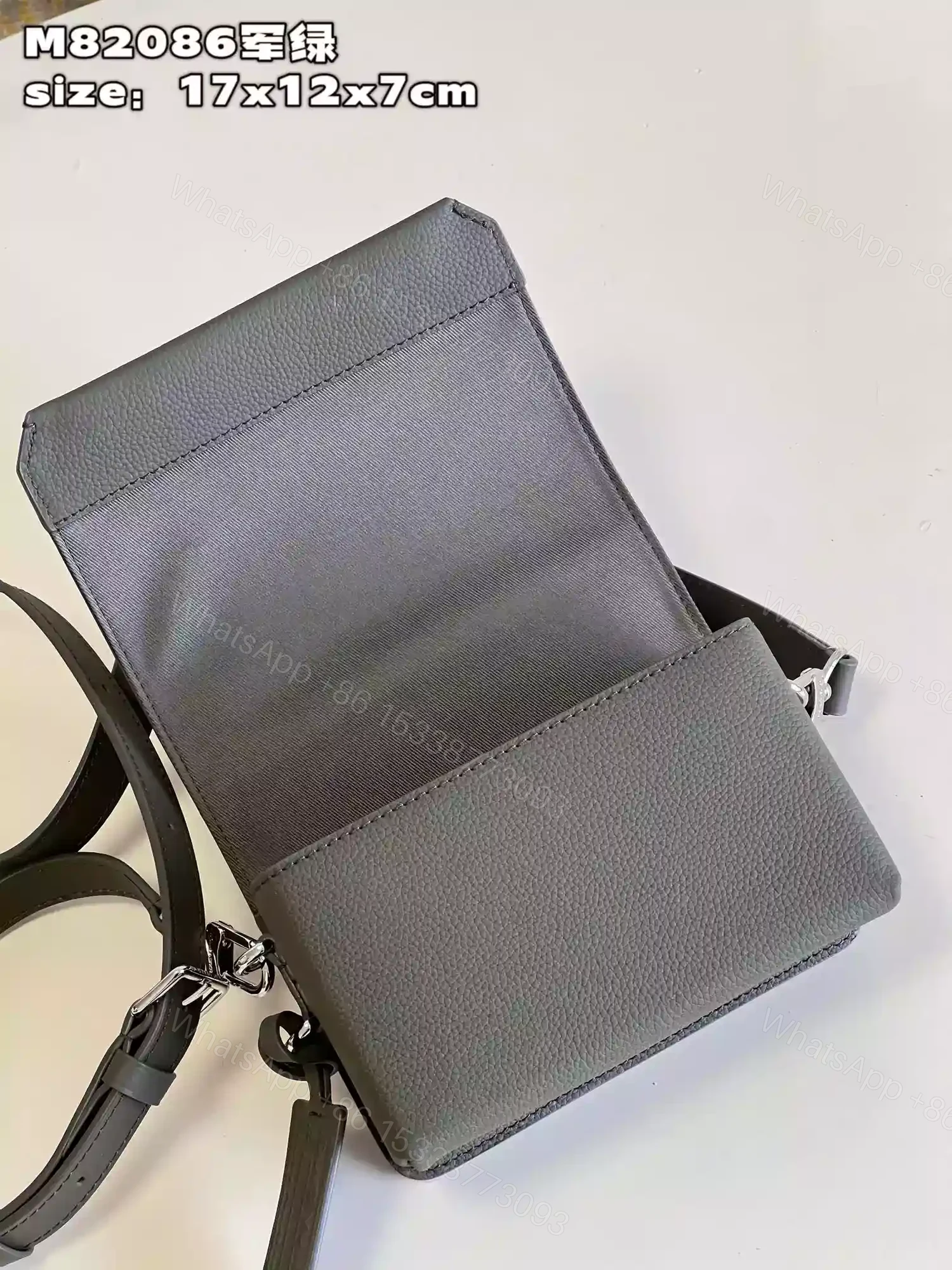 View 5 of LOUIS VUITTON FASTLINE WEARABLE WALLET – RRG067