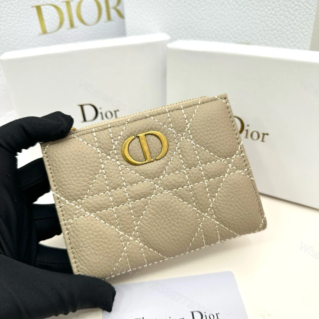 Dior一比一短夾 女士米杏色藤格紋小牛皮 氣質百搭設計款 — view 1
