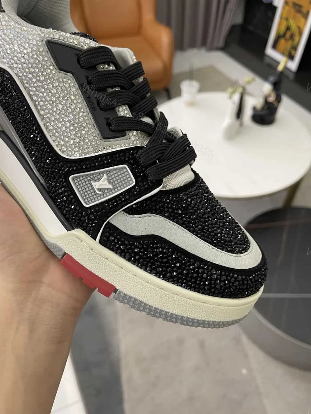 View 5 of LOUIS VUITTON TRAINER SNEAKER – LSVT306