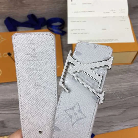 View 7 of LOUIS VUITTON MEN’S INITIALES 40MM REVERSIBLE BELT WHITE – B127