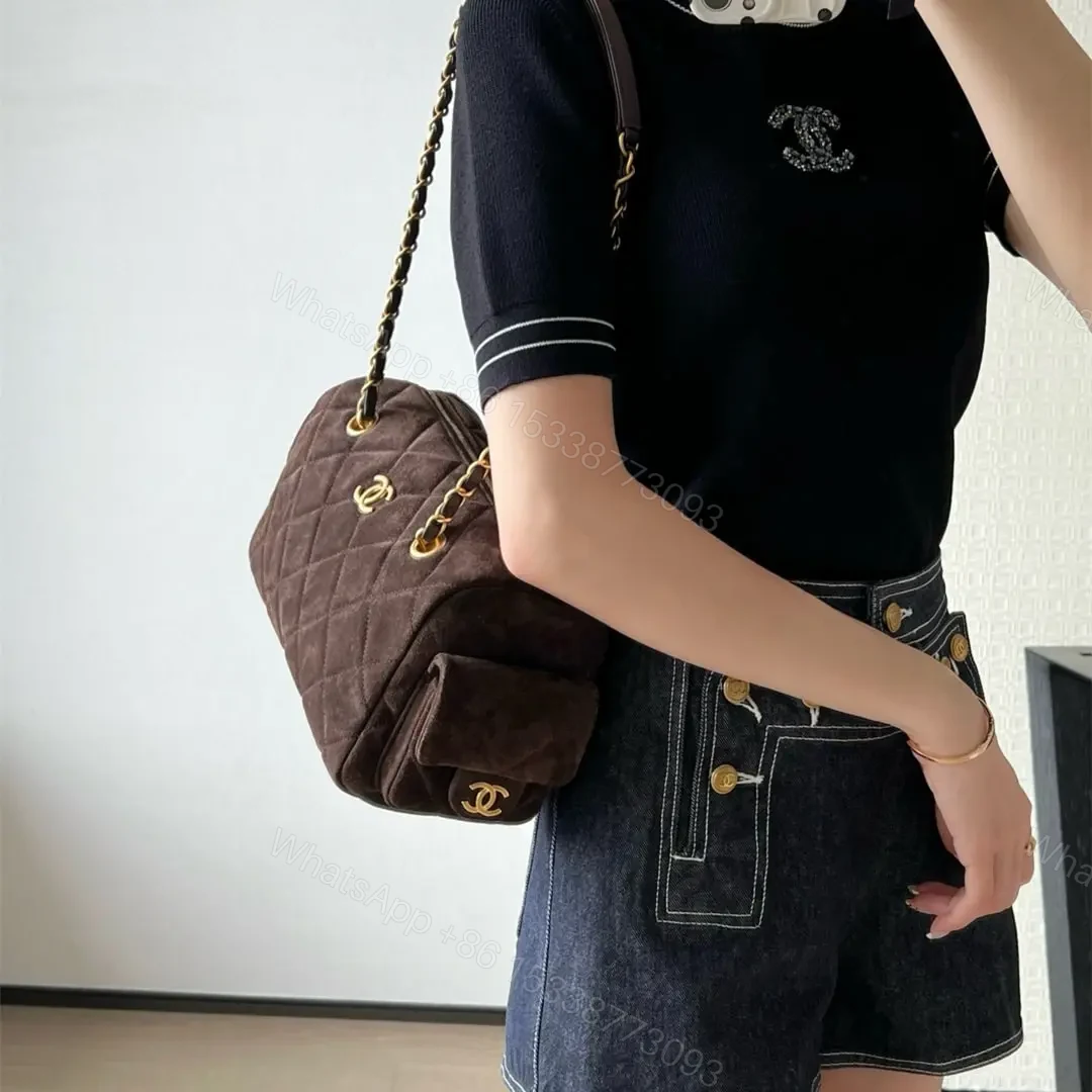 View 14 of 高仿Chanel*25K系列AS5792麂皮腋下包巧克力小號免檢版