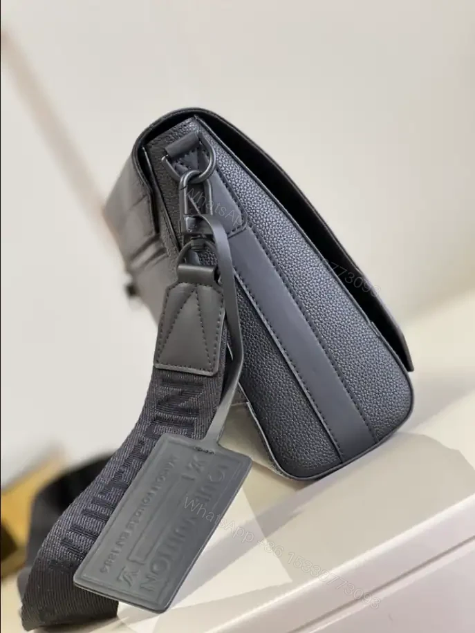 View 3 of LOUIS VUITTON TAKEOFF MESSENGER – LBV411