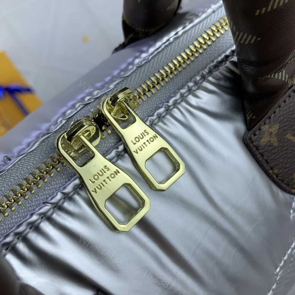 View 5 of Louis Vuitton Speedy Bandoulière 25 Silver 25Cm M20973