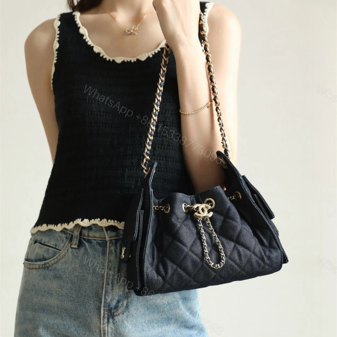 View 24 of 高仿Chanel*26P/25Bag系列AS5631水洗牛仔布手袋Mini黑色免檢版