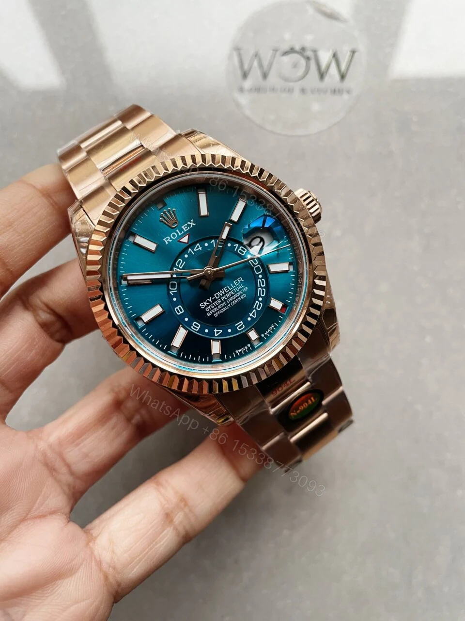 Noob FACTORY 1:1 Rolex Sky-Dweller 326935 RG/SS Turquosi Dial — view 1