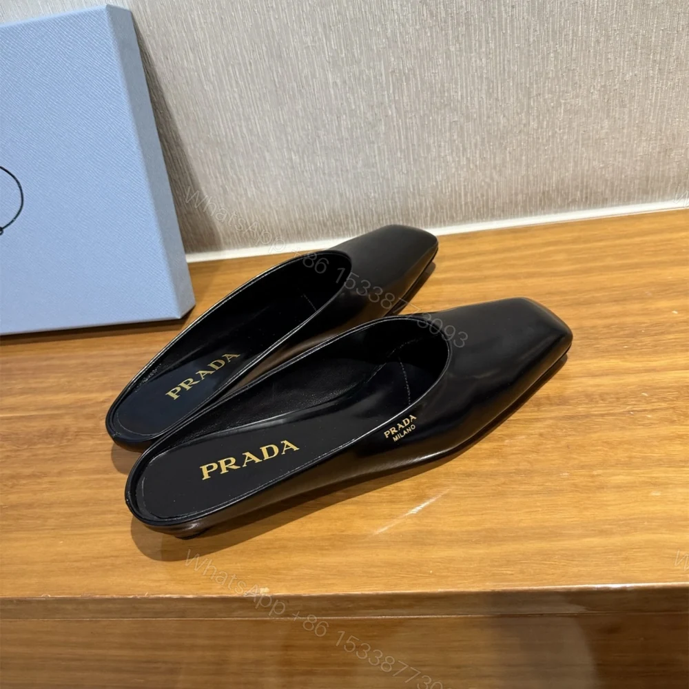 View 6 of 高仿Prada*1S825N方頭皮質休閒拖鞋黑色免檢版