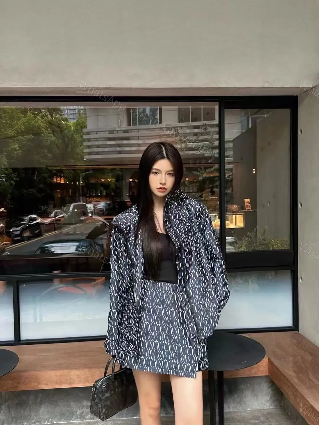 DIOR — view 1