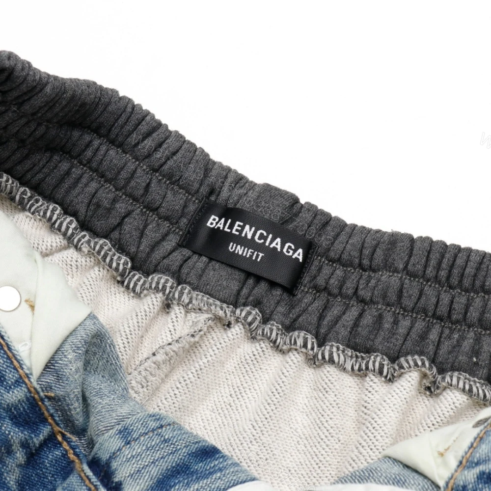 View 5 of 高仿Balenciaga*SS24系列783697塗層字面牛仔褲