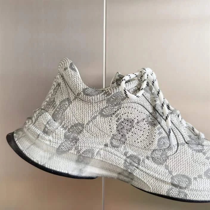 View 6 of MEN’S GUCCI RUN SNEAKER – GC145