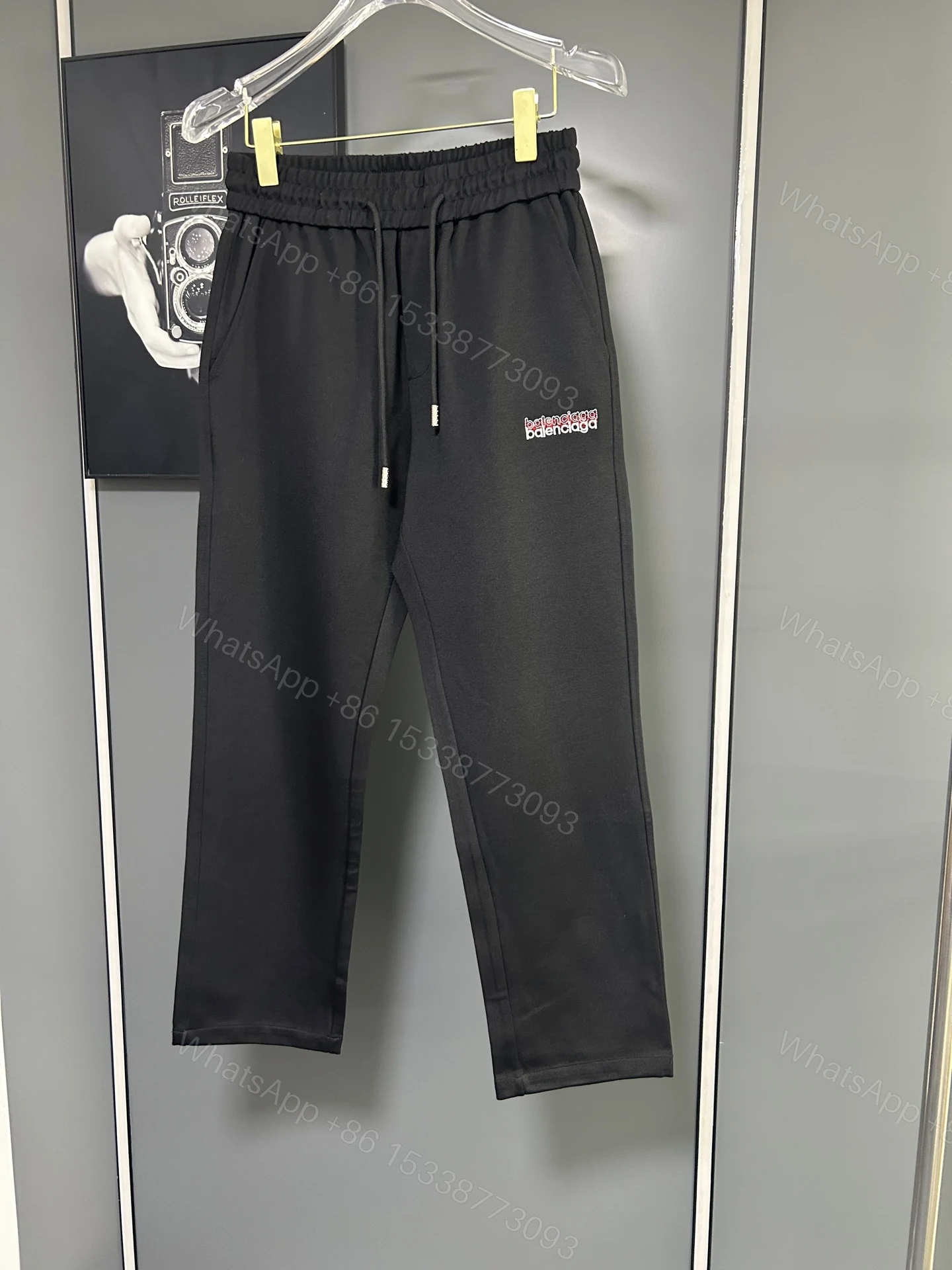 一比一Balenciaga繡字縮口長褲 街頭感黑色簡約款 — view 1