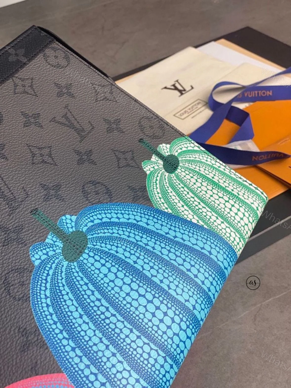 View 7 of First Copy Louis Vuitton Unisex Reverse Pochette