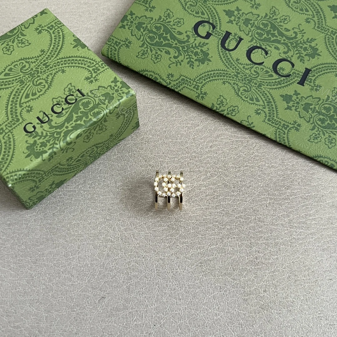 Gucci高仿鑽飾方格戒指女款層次幾何排鑽設計百搭款 — view 1