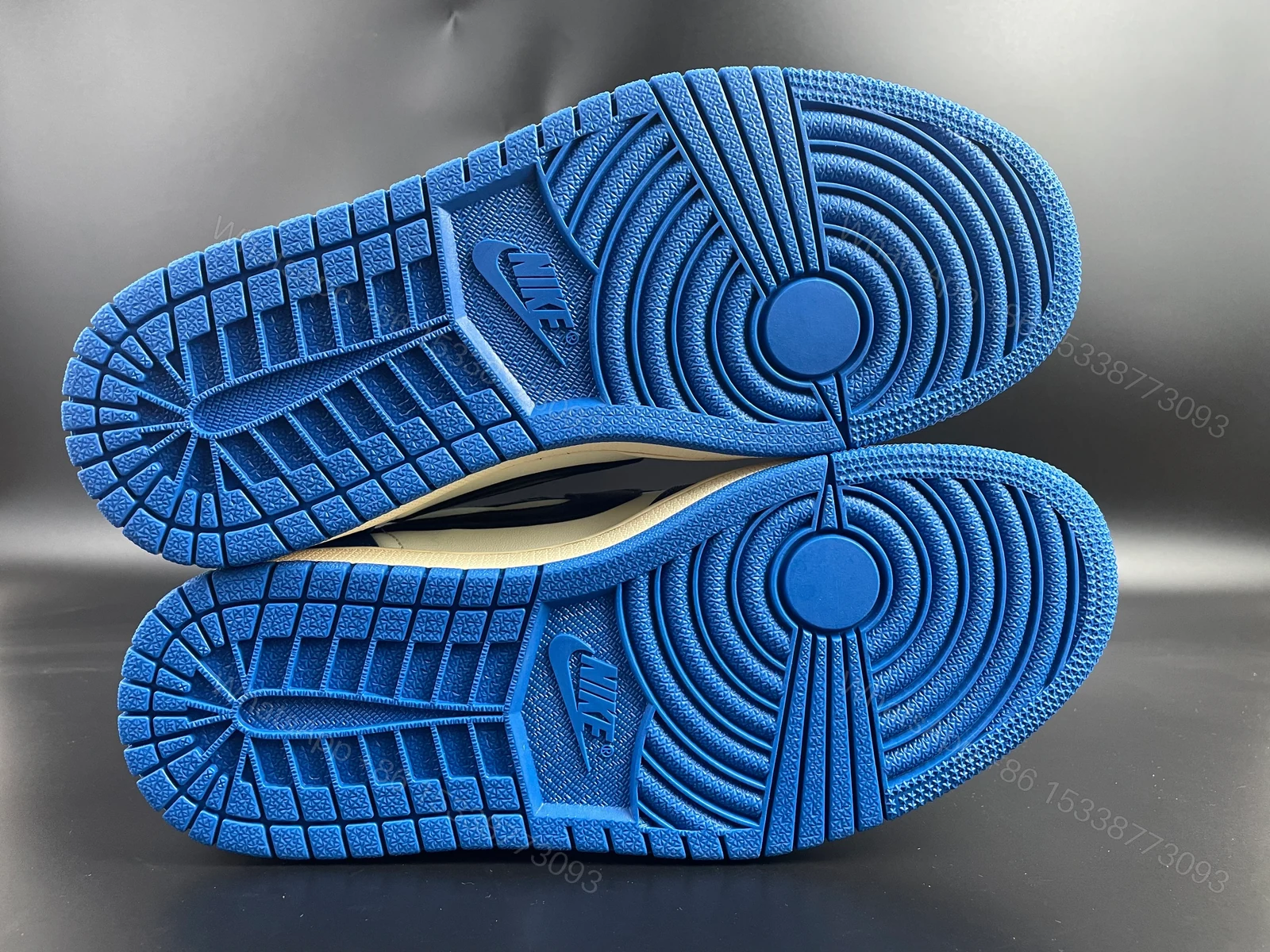View 6 of Jordan 1 Retro Low OG SP Fragment x Travis Scott