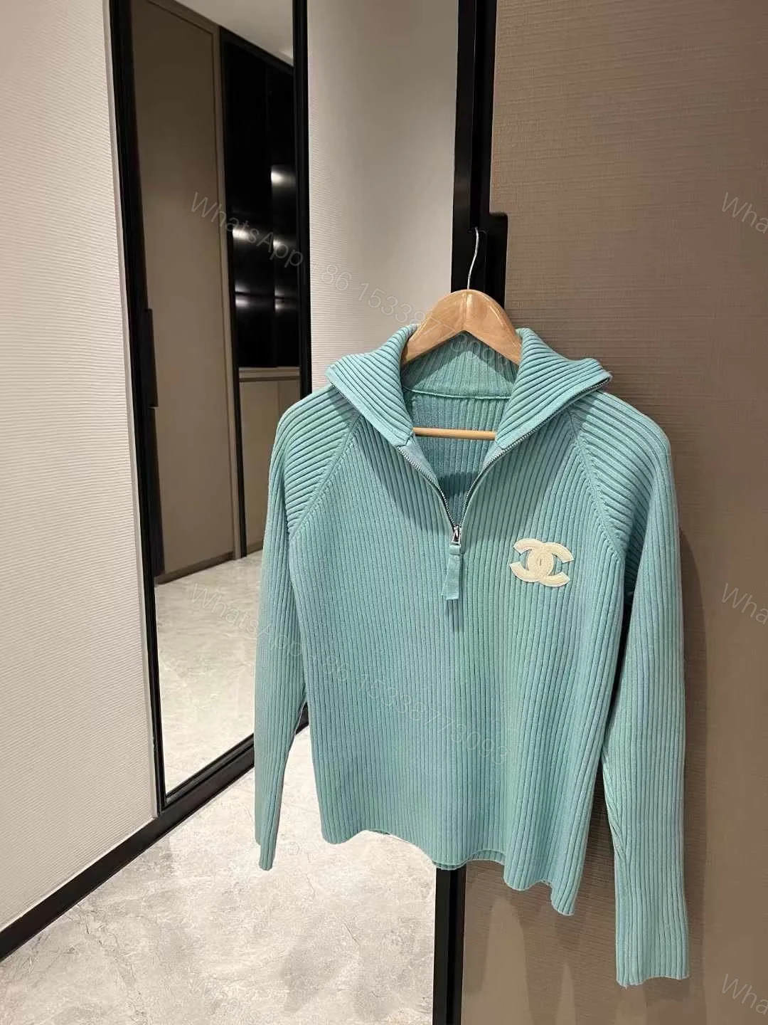 CHANEL — view 1