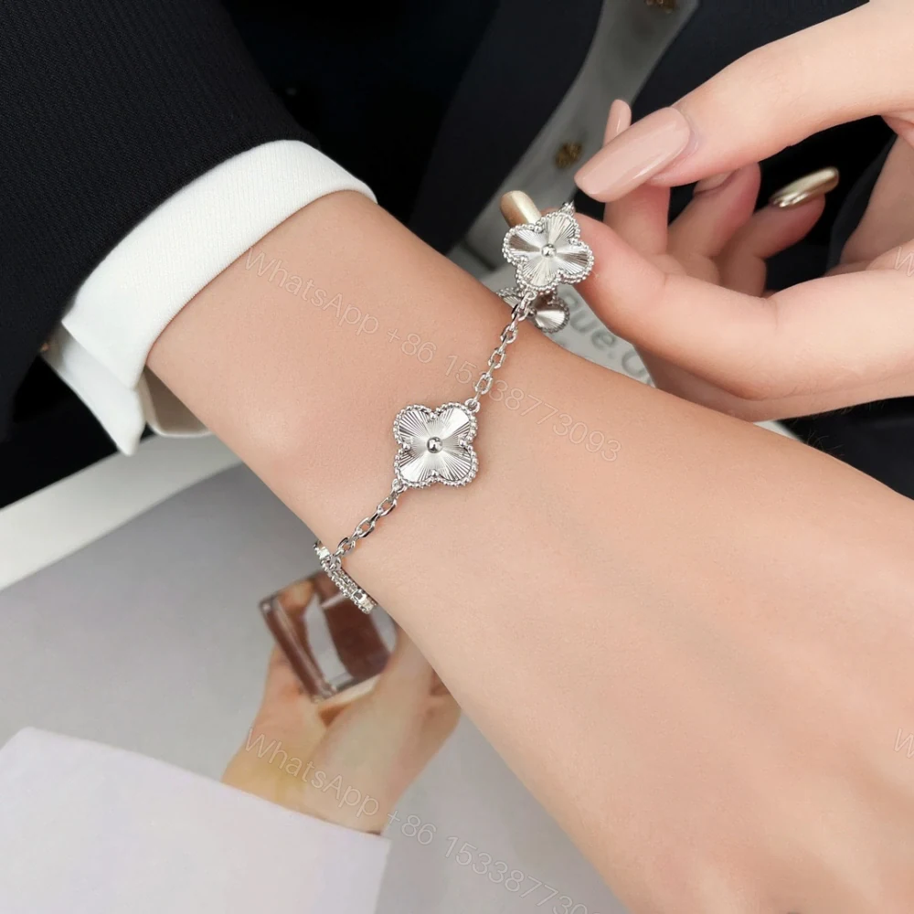 View 7 of 高仿首飾VanCleef&Arpels*RP9XE00銀鐳射五花手鏈